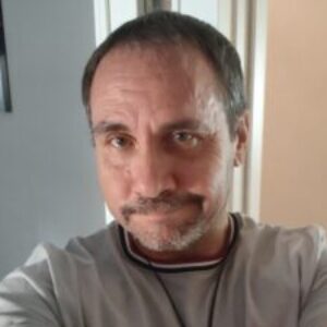 Profile photo of Roberto Manuel